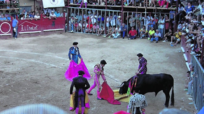 Una de las imágenes de la corrida de por la tarde. 